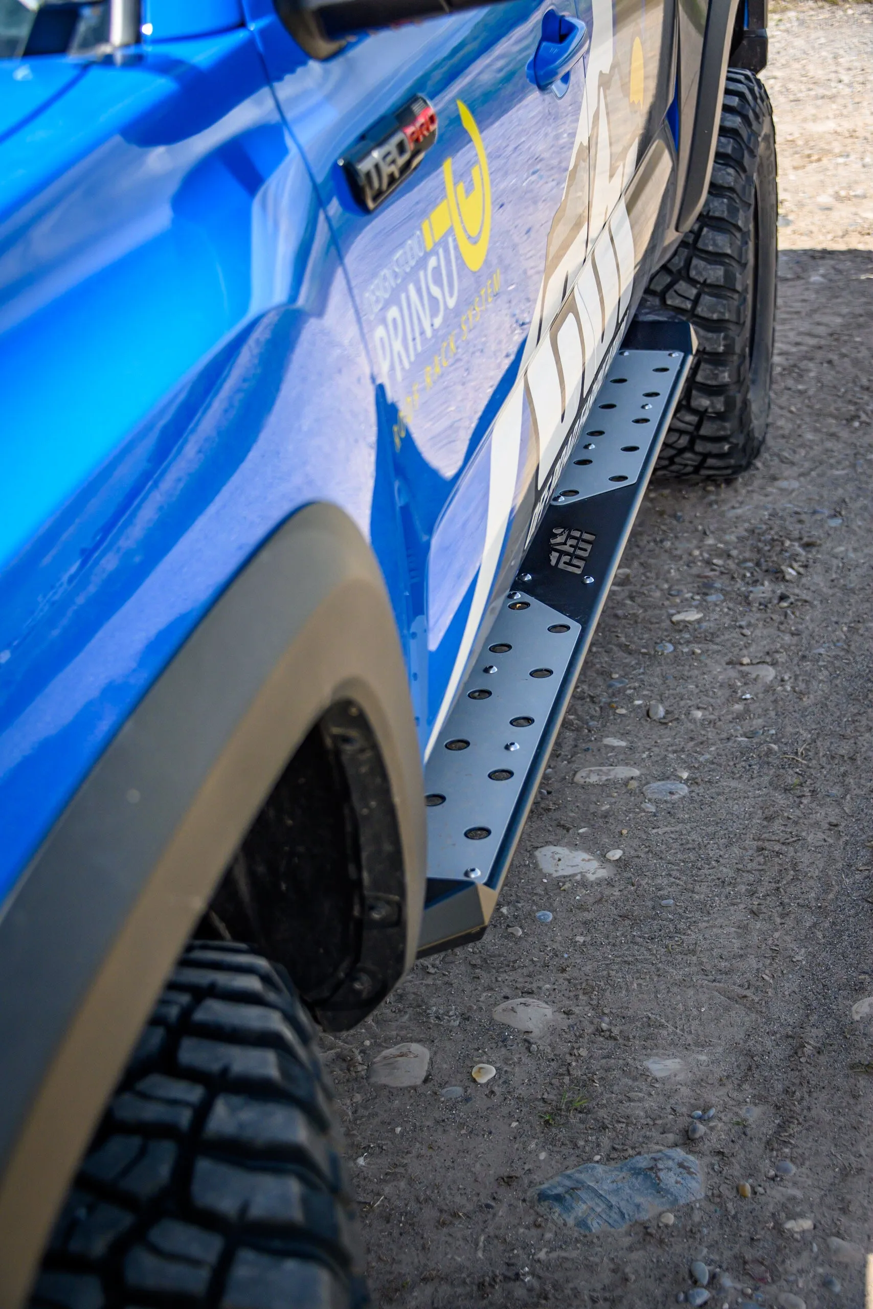 CBI Offroad Side Steps | 2016-2022 Toyota Tacoma (300-000-010-081)