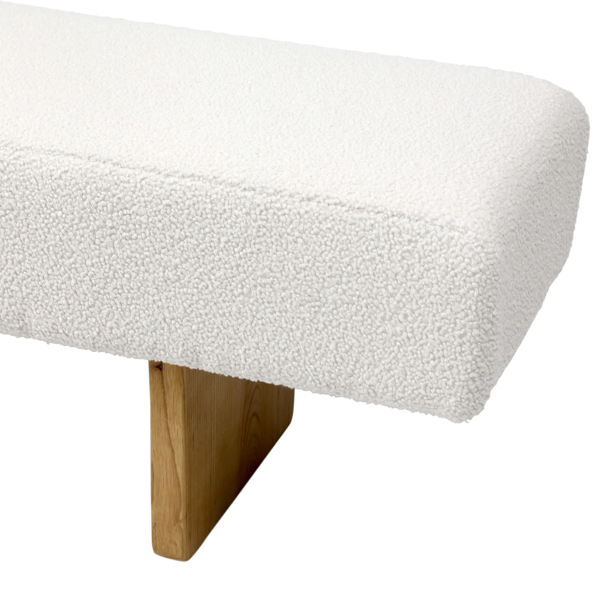 Elina Bench, Ivory