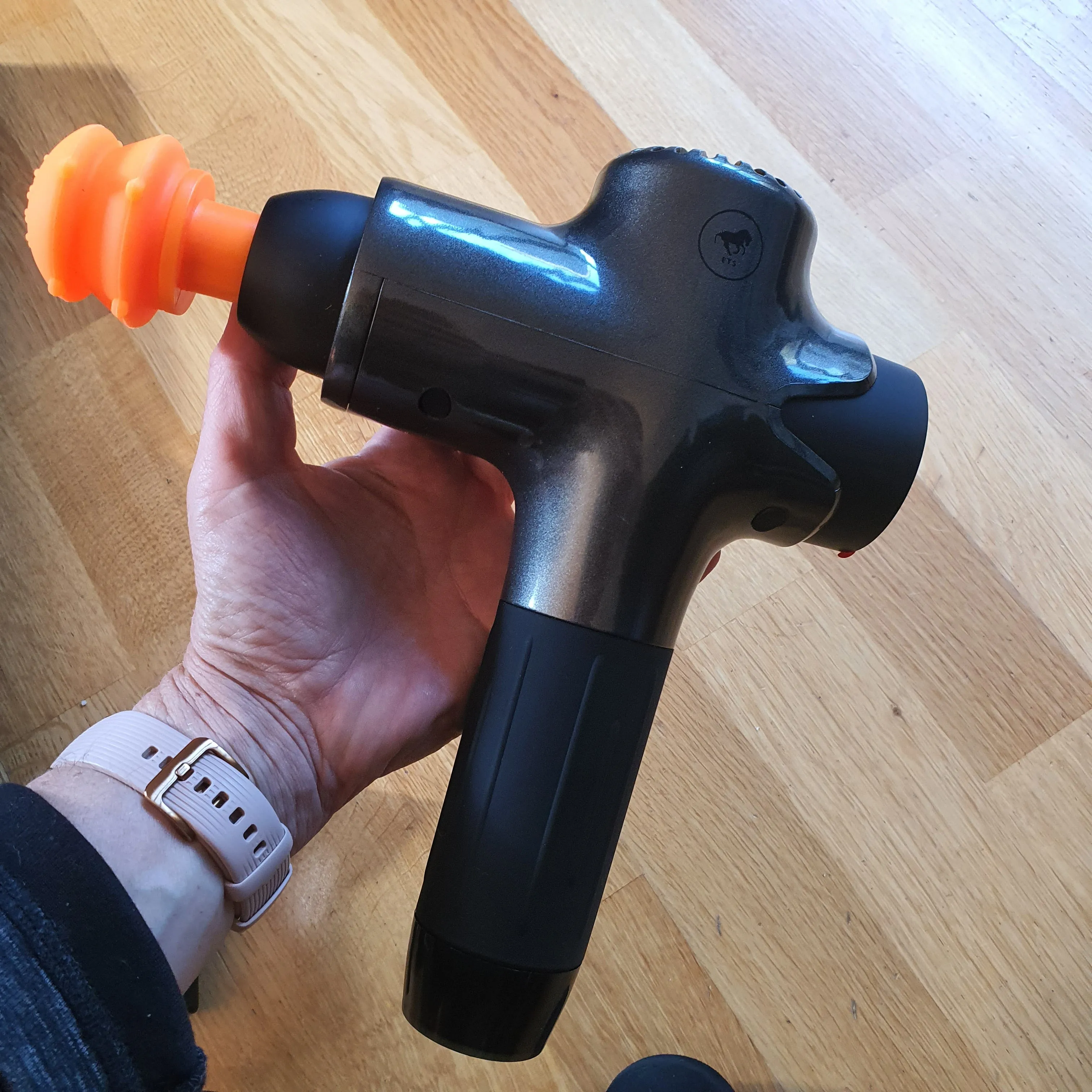 ETS Maximus horse massage gun