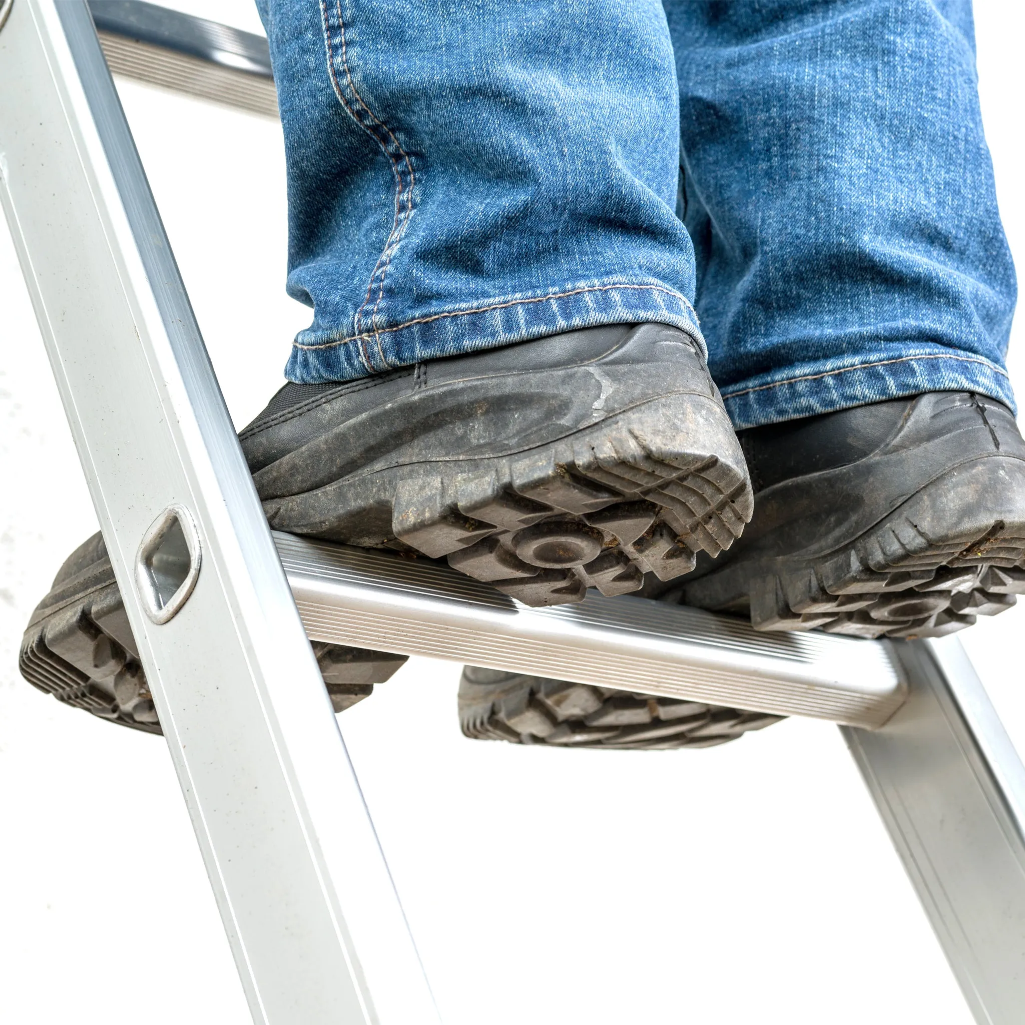 Ladder Safety for the Maritime Industries