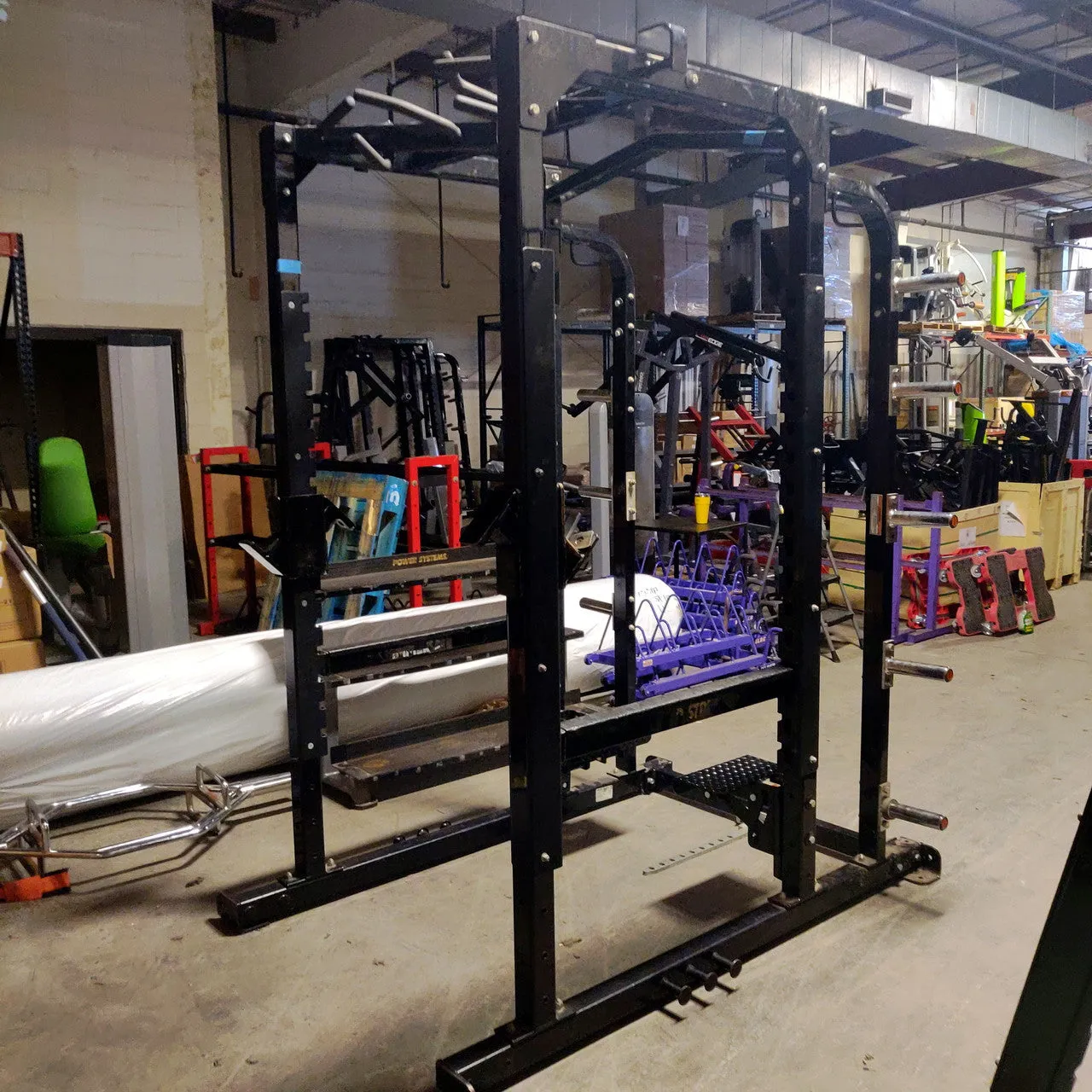 LIQUIDATION 6 Hammer Strength Squat Rack Power Racks with Weight Storage