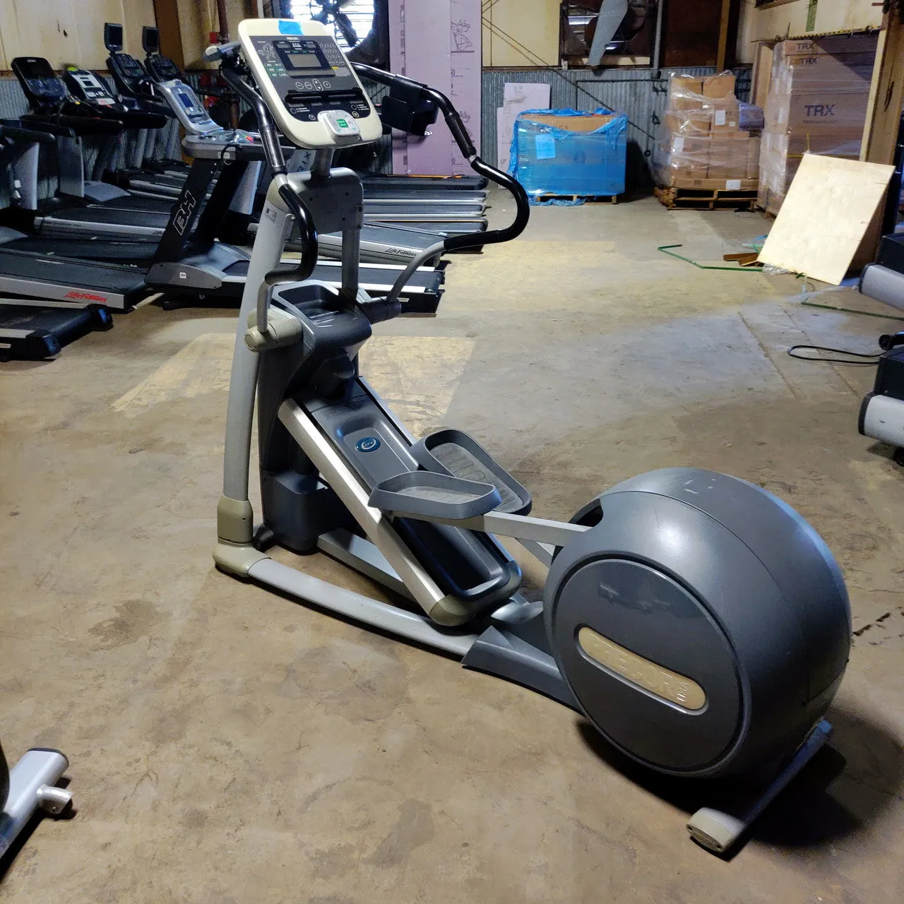 Precor Elliptical 4-Pack Package BUNDLE, EFX 546i Elliptical