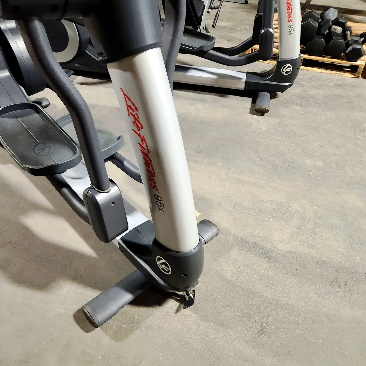 Refurbished Life Fitness 95X Elliptical with Engage Console