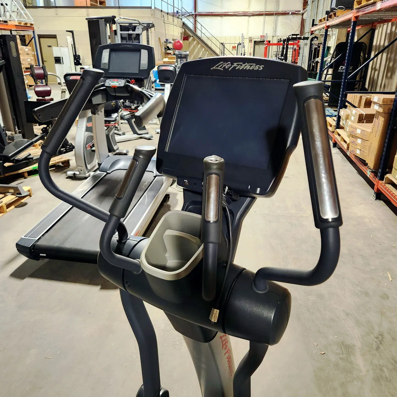 Refurbished Life Fitness 95X Elliptical with Engage Console